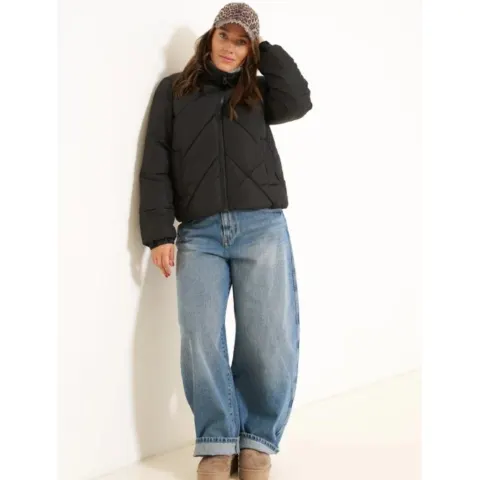 Vero Moda jakke Vmmillas MIA – sort — produktfoto