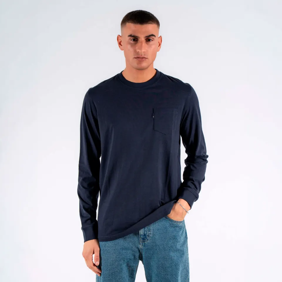 Marcus MAjoss ls t-shirt – Night Sky — produktfoto