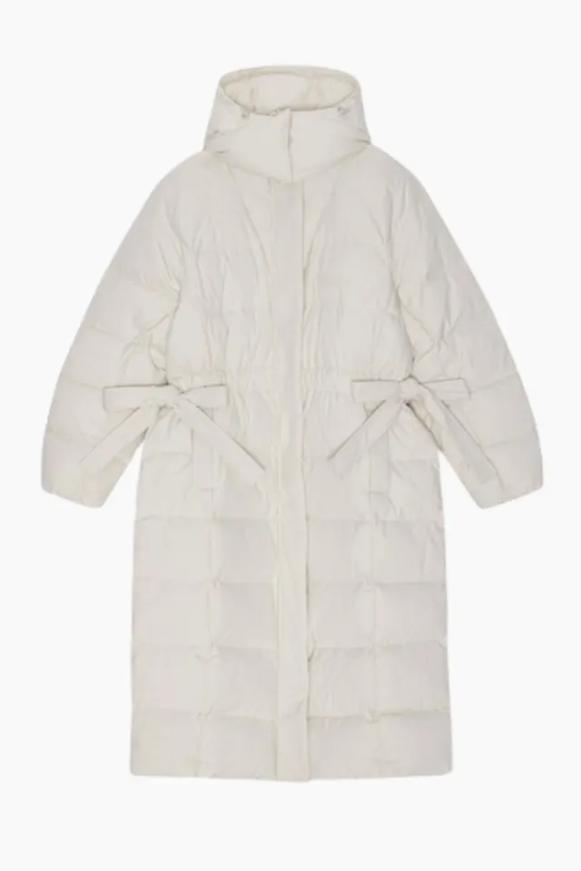 GANNI Tech Seersucker Puffer Coat F9689 – Tofu — produktfoto