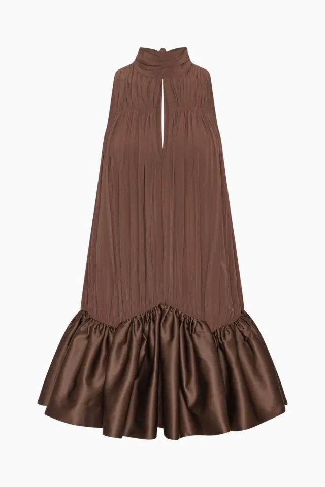 Rotate Gathered Mini Dress – Potting Soil — produktfoto