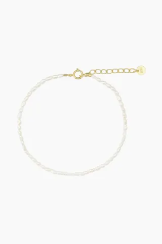 Sorelle Jewellery Tiny Pearl Bracelet - Guld – Sorelle — produktfoto