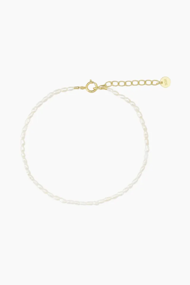 Sorelle Jewellery Tiny Pearl Bracelet - Guld – Sorelle — produktfoto