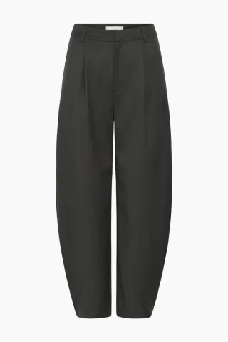 Gestuz GZcallia MW Barrel Pants – Raven — produktfoto