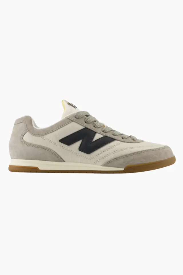 New Balance URC42PMB – Arid Stone/Timberwolf — produktfoto