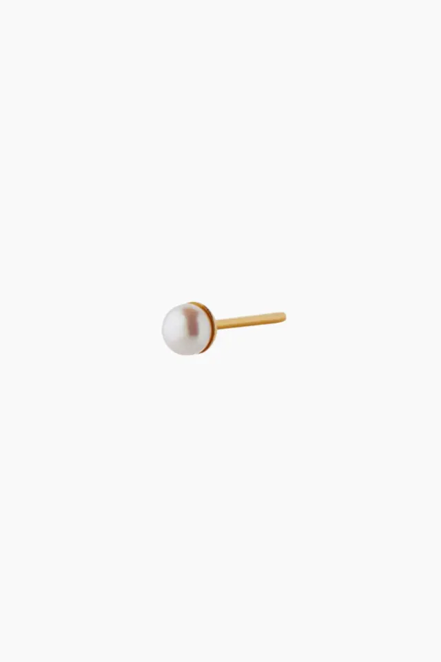 STINE A Tres Petit Pearl Earring – guld — produktfoto