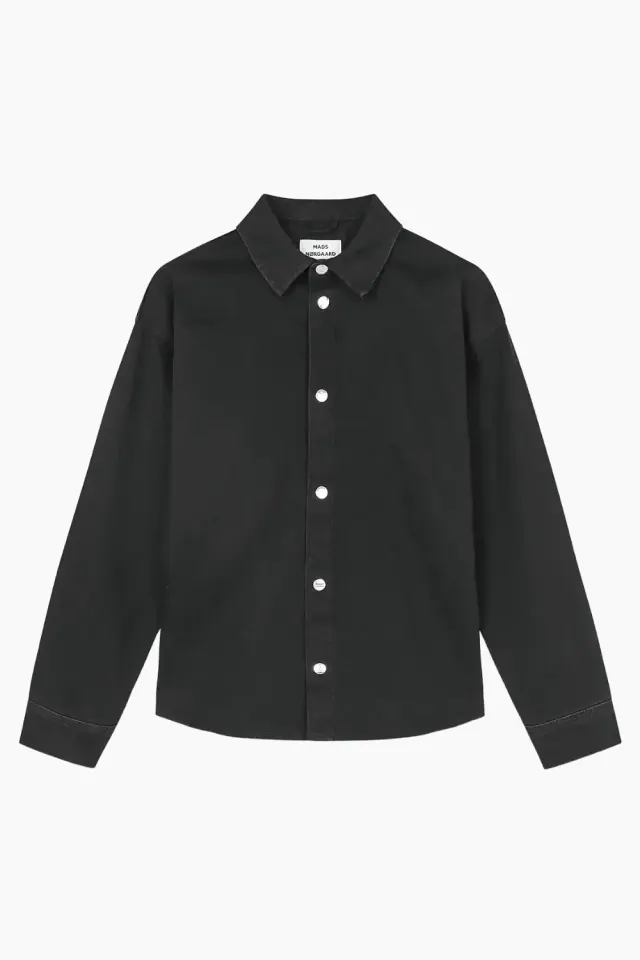 Mads Nørgaard Dyed Denim Gisla Shirt – sort — produktfoto