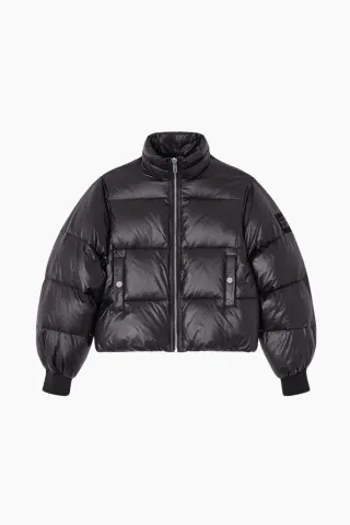 GANNI Shiny Nylon Short Puffer Jacket W0957 – sort — produktfoto