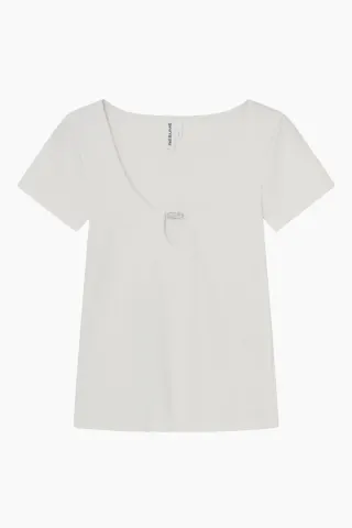 Résumé LucyRS Tee – hvid — produktfoto
