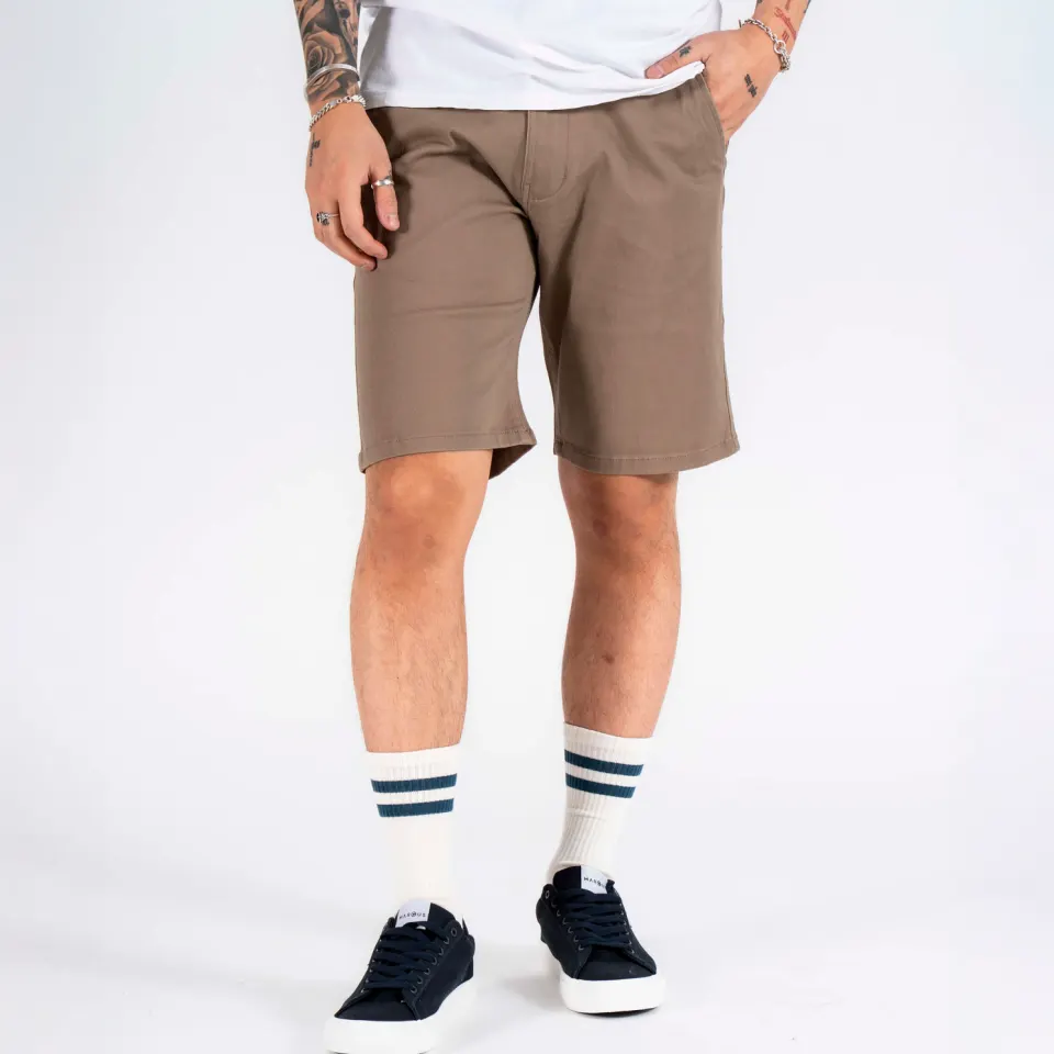 Marcus MAgerry Chino Shorts – sand — produktfoto