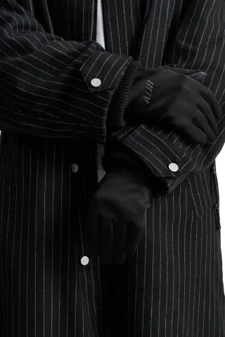 ALIS Pura Running Gloves With Embroidering – Solid Black — produktfoto
