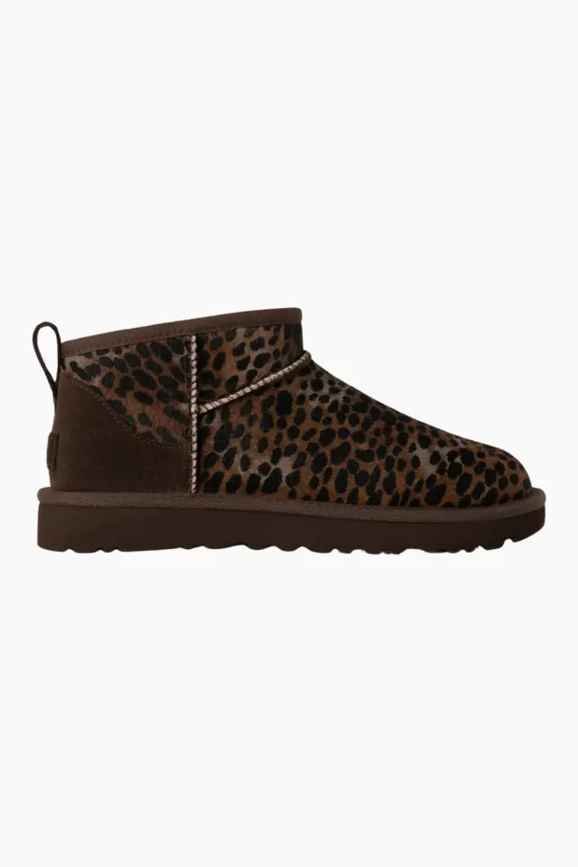 UGG W Classic Ultra Mini Caspian – Burnt Cedar — produktfoto