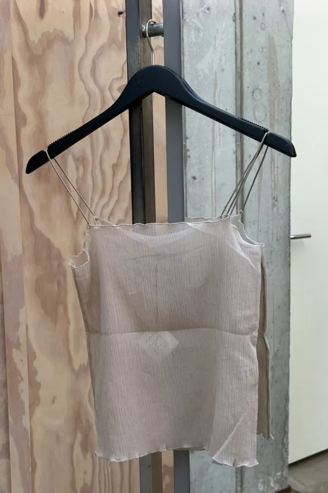 Baserange Sti Top – Sylva beige — produktfoto