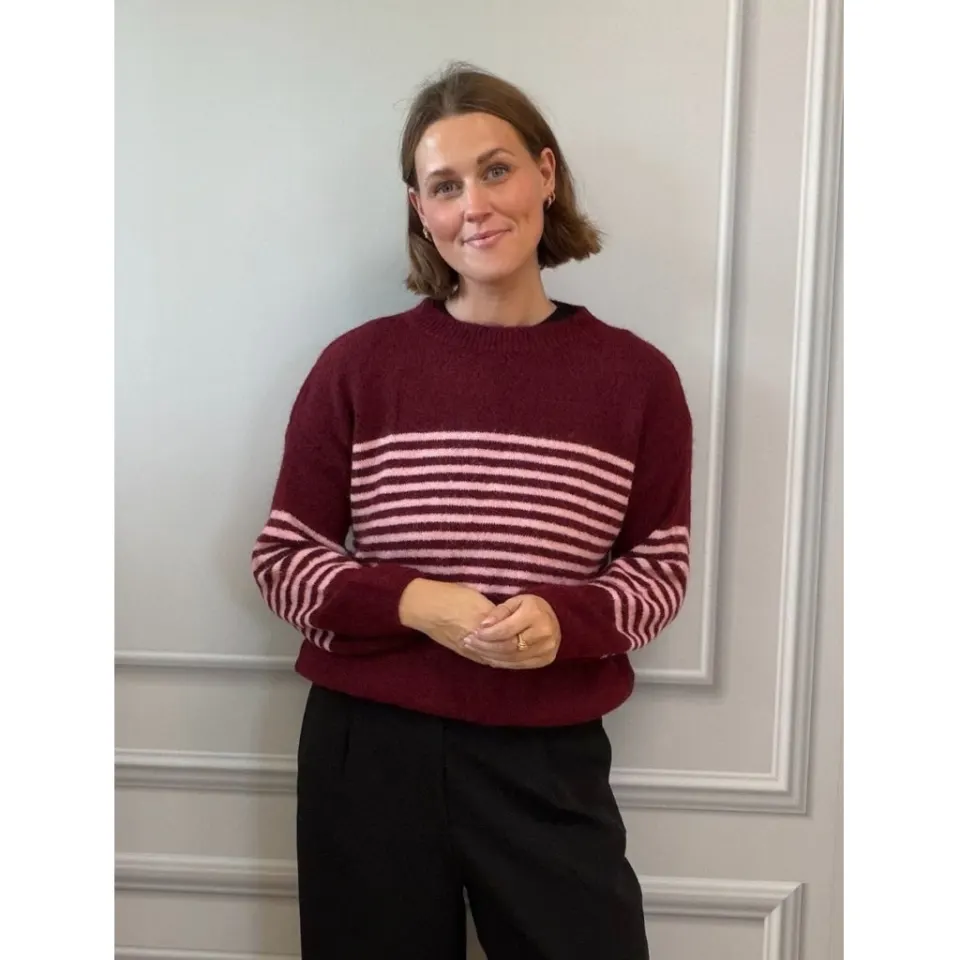 LULULIA Strik LuSylvana 8161LU – Bordeaux Stripe — produktfoto