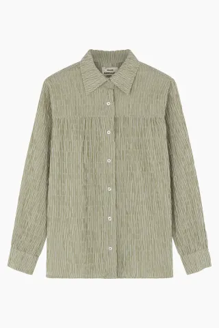 Mads Nørgaard Crinckle Pop Vinny Shirt – Olive Branch/Cloud Dancer — produktfoto
