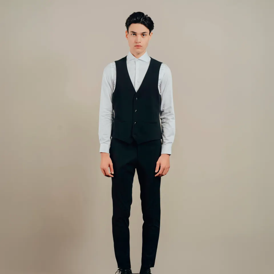 Gnious Francis Trousers – Sort — produktfoto