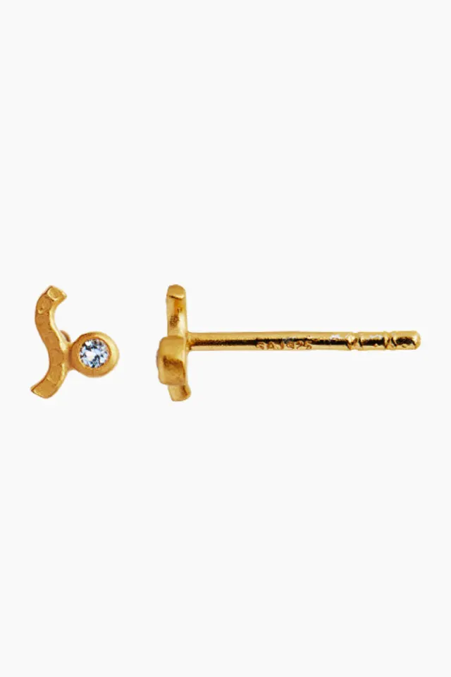 STINE A Petit Wave Earring Gold with Stone – lyseblå — produktfoto