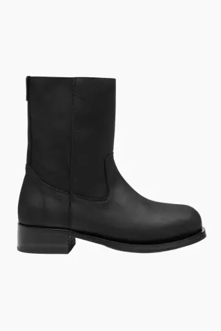 Playboy Footwear Jessie Boot - Black Crazy Horse Leather – Playboy — produktfoto