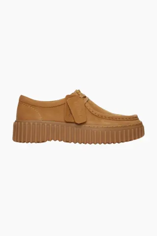 Clarks Torhill Bee – Light Tan Nubuck — produktfoto