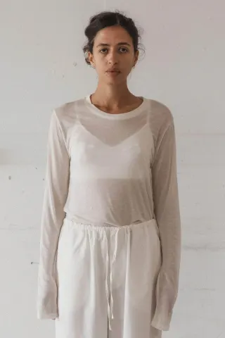 Baserange Long Sleeve Tee Bamboo Lyocell – Undyed — produktfoto