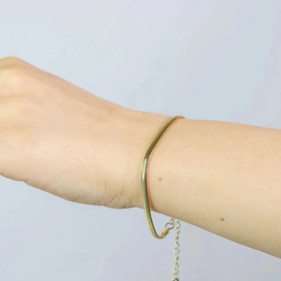 muun STUDIOS Buet Snakechain Armbånd 18k Guldbelagt 3MM A035 – Guld — produktfoto
