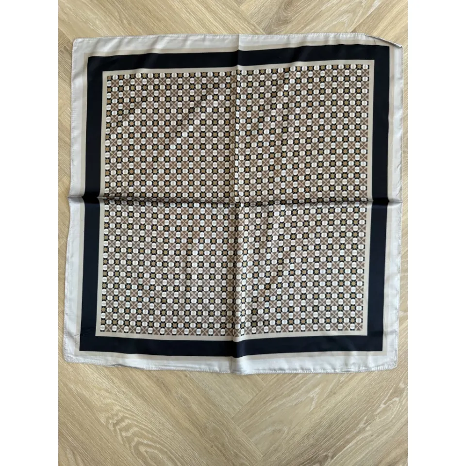 Marta du Château tørklæde MdcJuline FA-Scarf – Black11155-6 — produktfoto