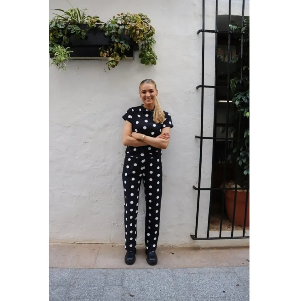 Liberté Liberte bukser Alma – black big dot — produktfoto
