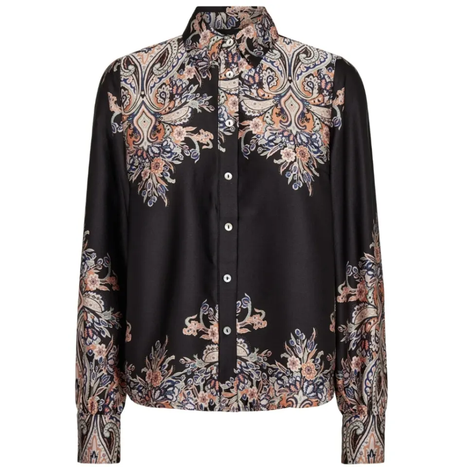 Liberté Skjorte Wennise – Black Paisley — produktfoto