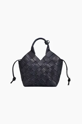 Cala Jade Misu Bag – Navy Nubuck — produktfoto