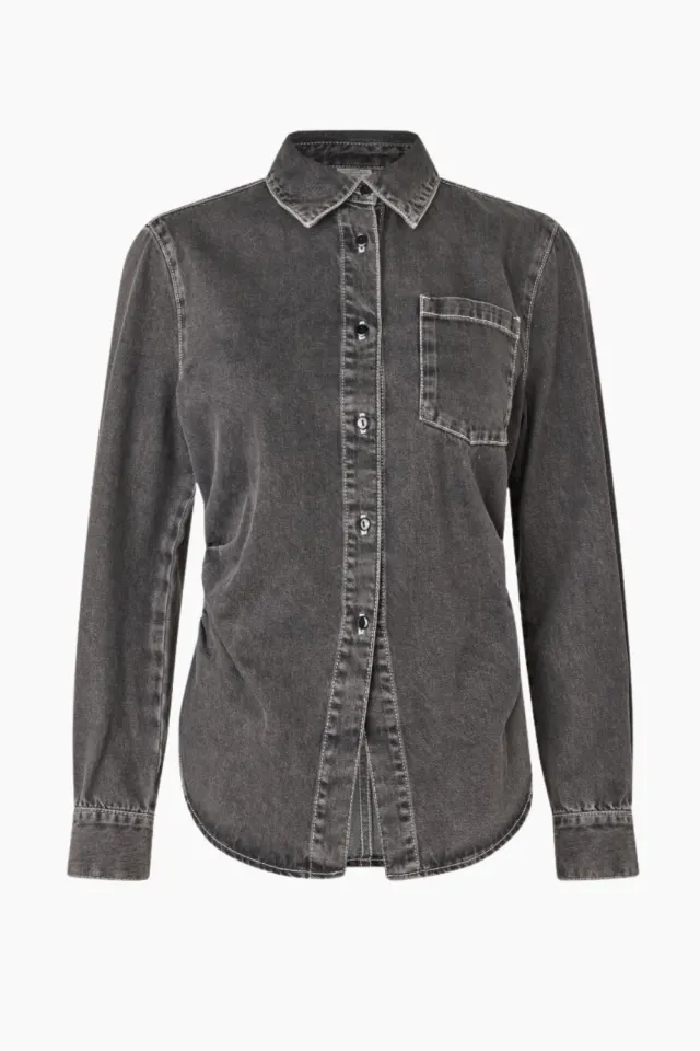 Baum und Pferdgarten Maria Shirt – Black Worn Denim — produktfoto