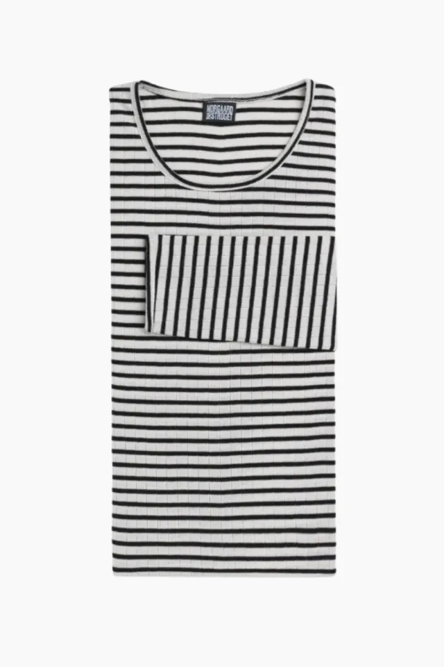 Nørgaard på Strøget 101 NPS Stripes – Ecru/Black — produktfoto