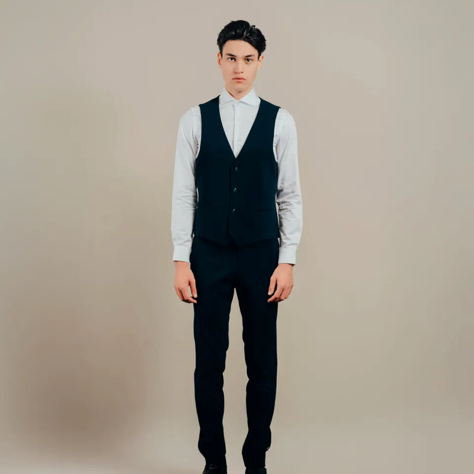Gnious Douglas Waistcoat – Ultra Dark Navy — produktfoto