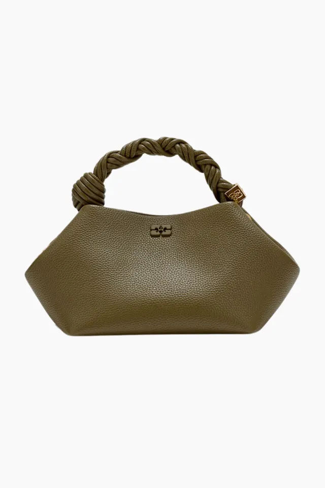 GANNI Bou Bag Small Grained C2100011 – Military Olive — produktfoto