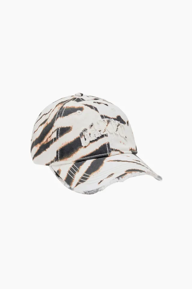 GANNI Printed Zebra Washed Cotton Canvas Cap B3020236 – Egret — produktfoto