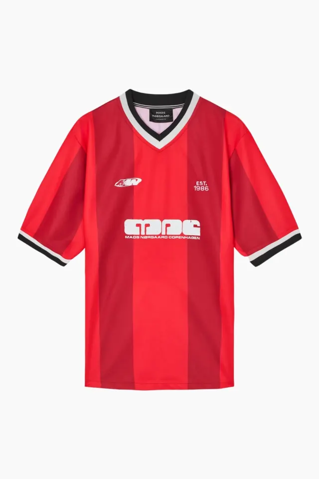 Mads Nørgaard Sport Football Tee – Fiery Red — produktfoto