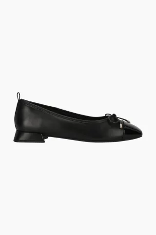 Clarks Ubree15 Poppy D – Black Combi Lea — produktfoto