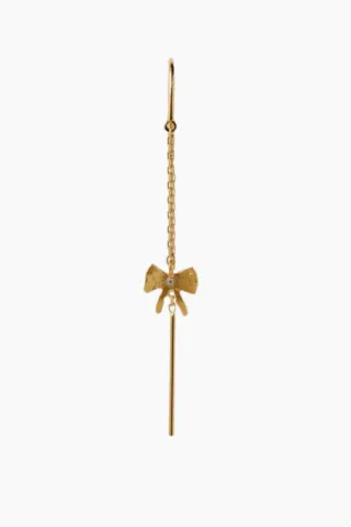 STINE A Petite Bow Double Chain Earring – guld — produktfoto