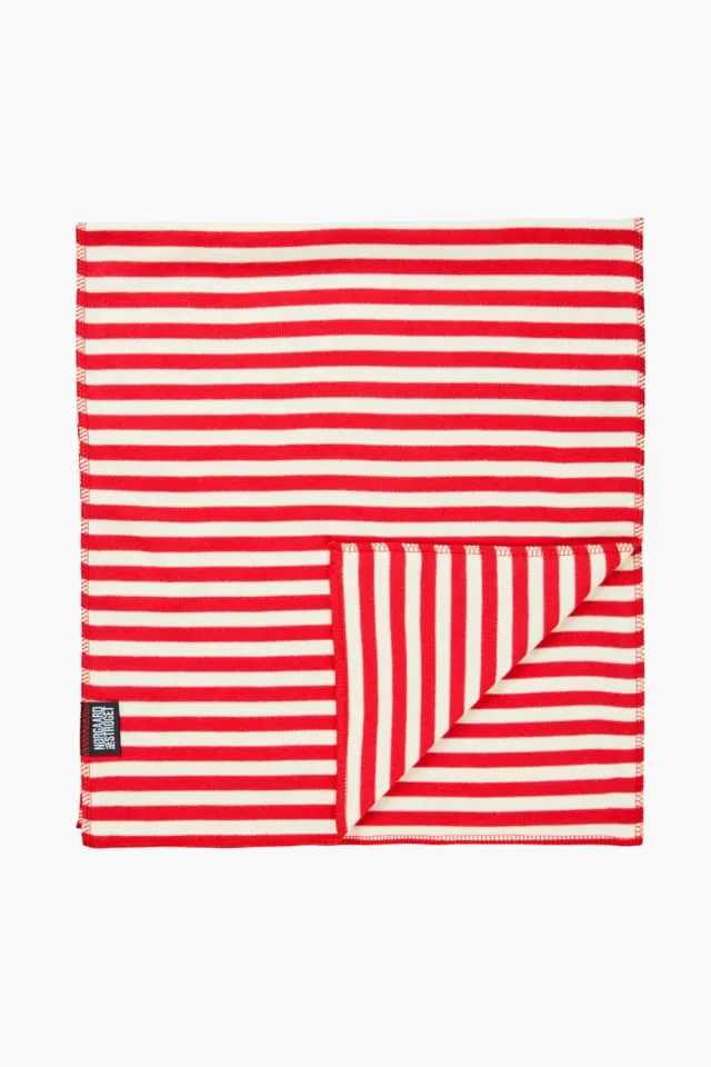 Nørgaard på Strøget NPS Scarf Interlock – Red/Ecru — produktfoto