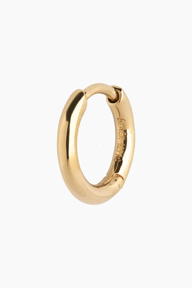 Maria Black Marco 6 Huggie – Goldplated Silver — produktfoto