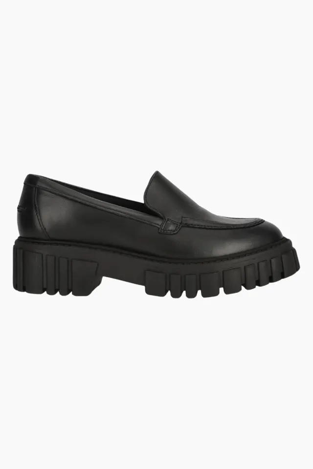 Clarks Page Loafer D – Black Leather — produktfoto